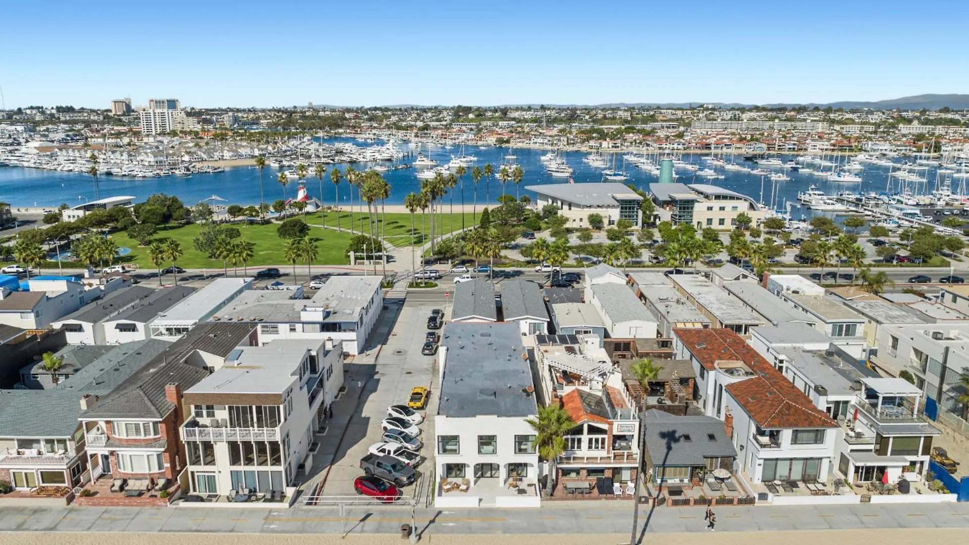1628 West Oceanfront Oasis 3 Apartment Newport Beach