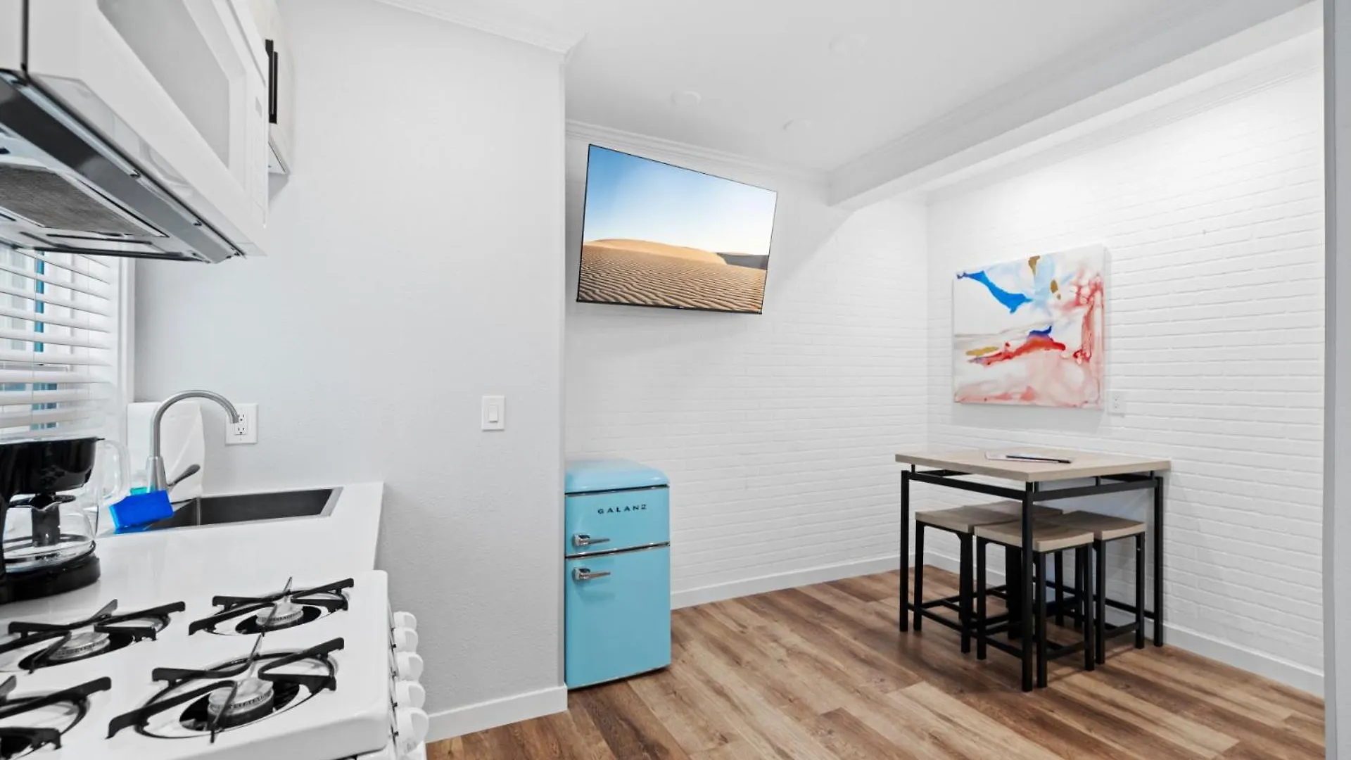 1628 West Oceanfront Oasis 3 Apartment Newport Beach